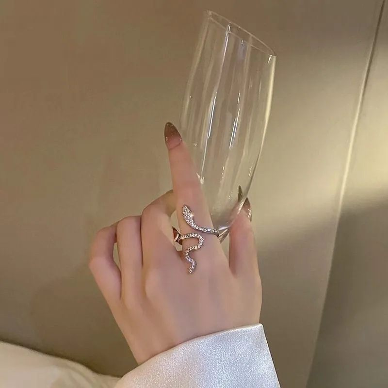 Chic Rhinestone Inlaid Adjustable Snake Statement Ring