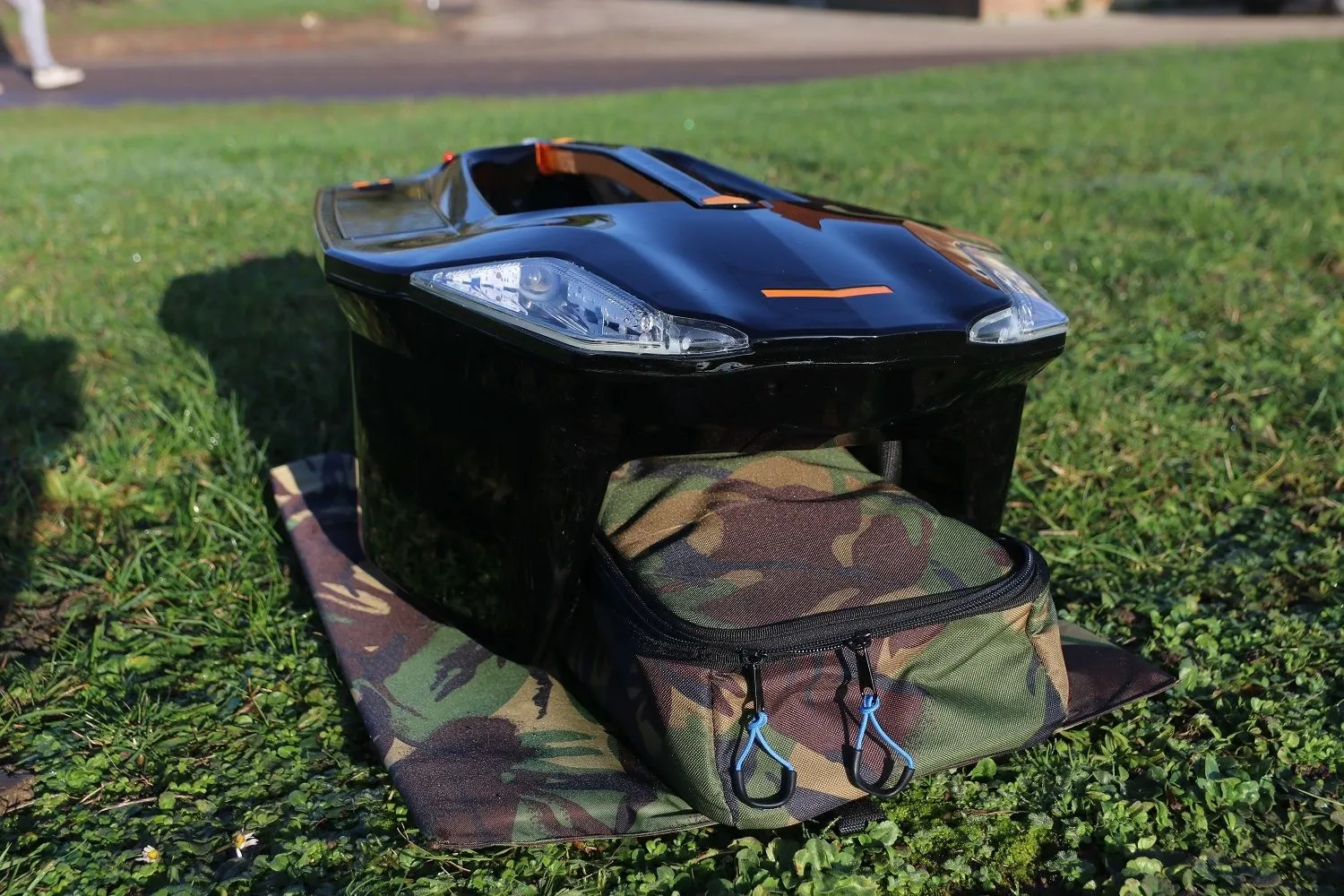 CULT DPM Deluxe XL Bait Boat Bag Set
