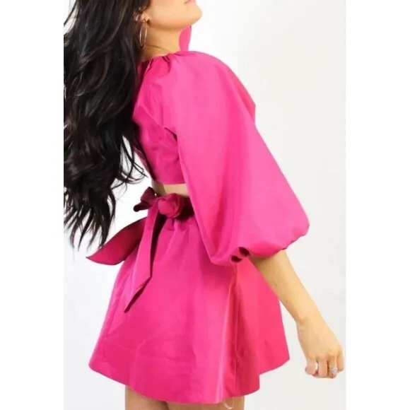 DO  BE Magenta Open Back Puff Sleeve Fit Flare Mini Dress Women’s Size Small