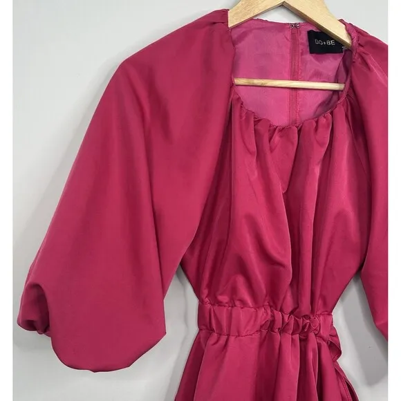 DO  BE Magenta Open Back Puff Sleeve Fit Flare Mini Dress Women’s Size Small