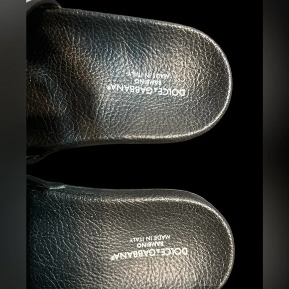 Dolce &amp; Gabbana kids logo Slides sandal pool slides.