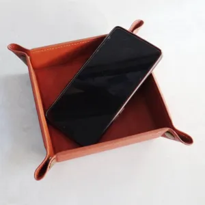 Faux Leather Valet {tan}