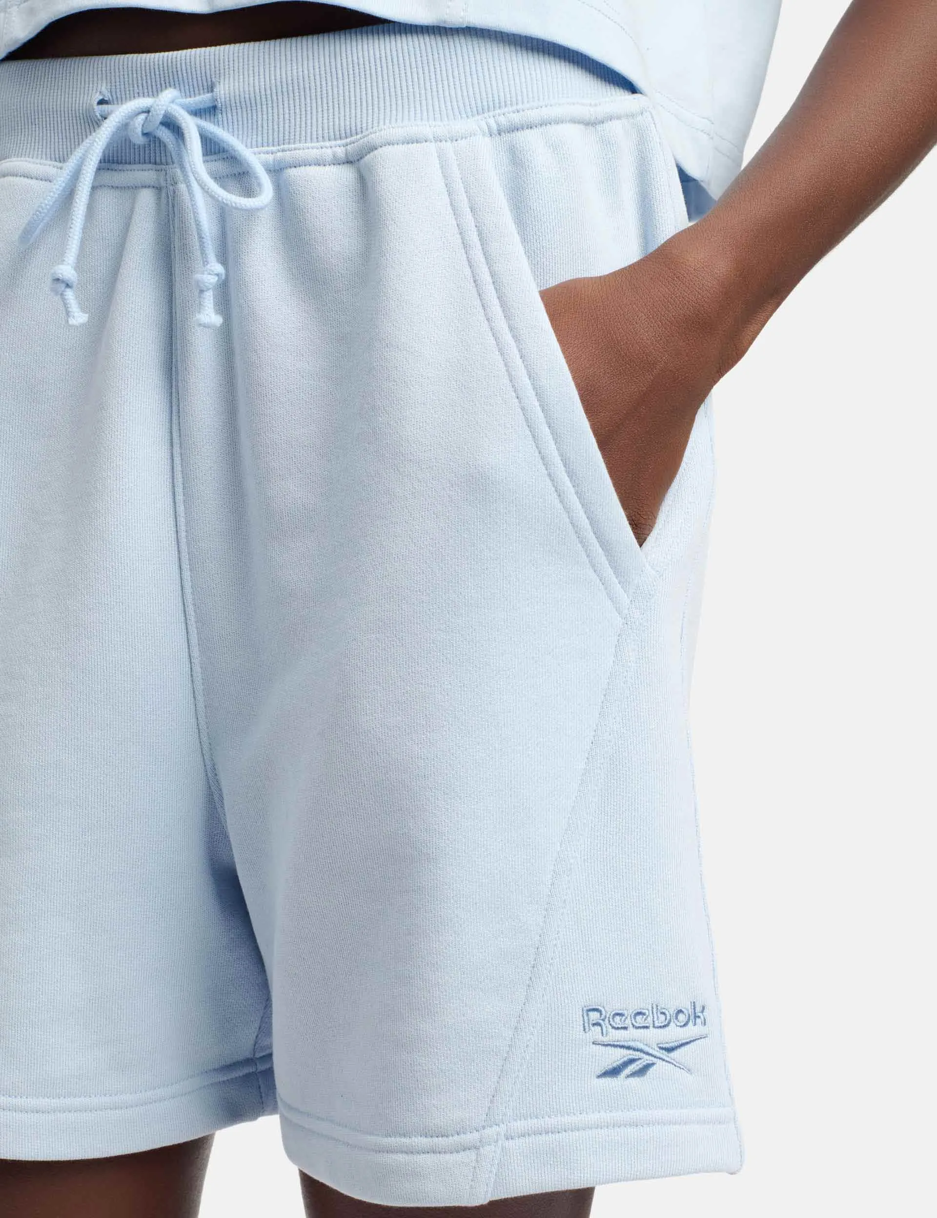 Icon Elements Shorts - Y2K Blue