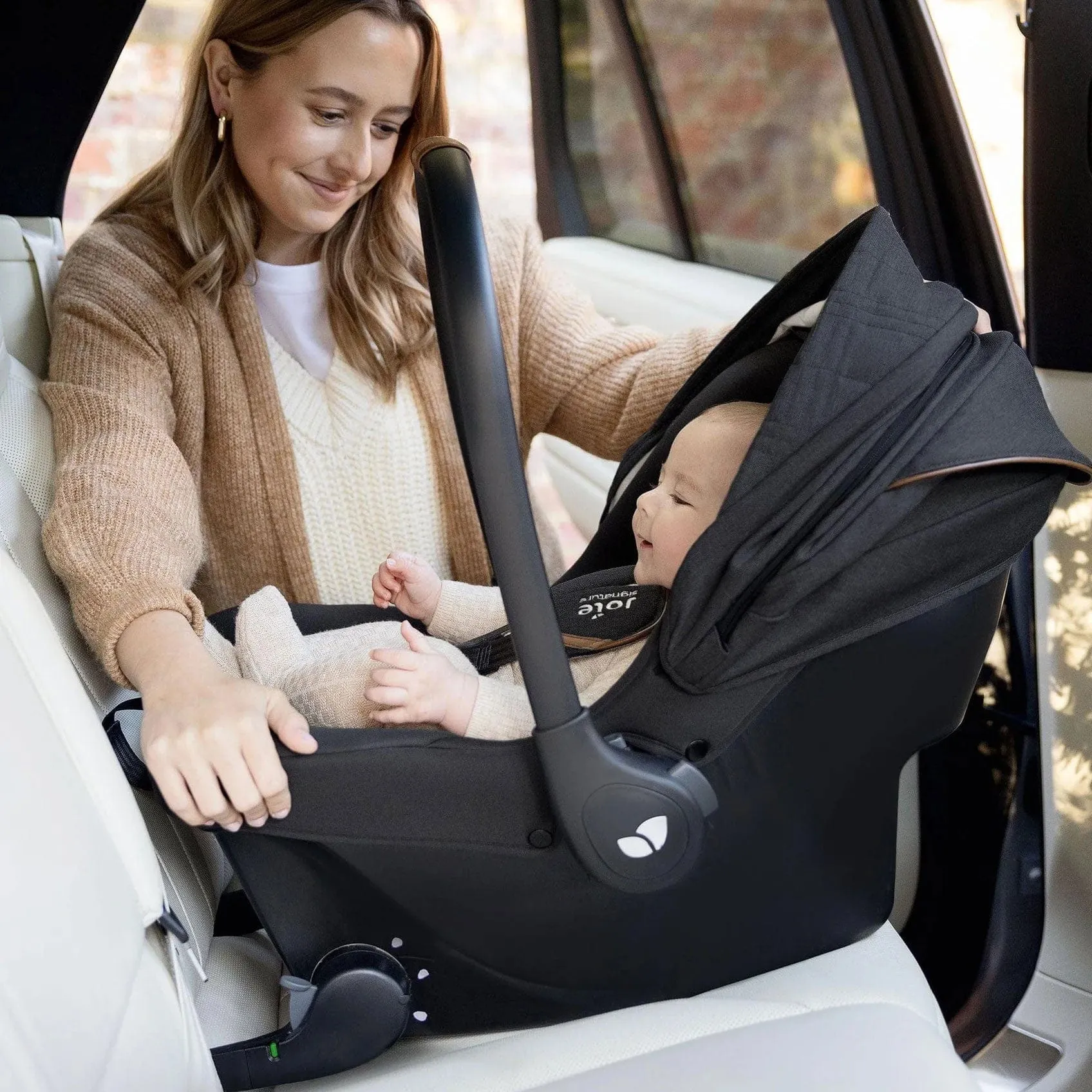 Joie Finiti Flex Click & Go Bundle in Oyster