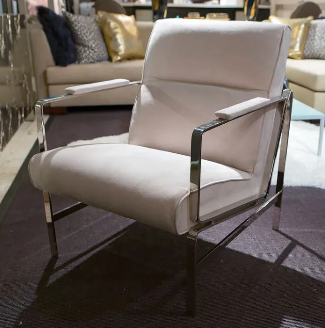 Logan Chair, Dorosuede Arctic - Precedent