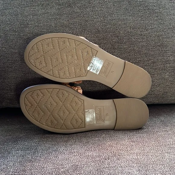 New Zodiac Coleen Slide-on Sandal Size 7.5 in Caramel
