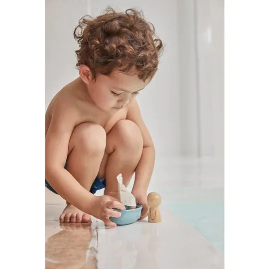 Plan Toys - Sailing Boat - Walrus