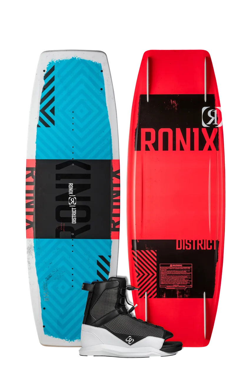 Ronix District 129 with District Wakeboard Package 2025