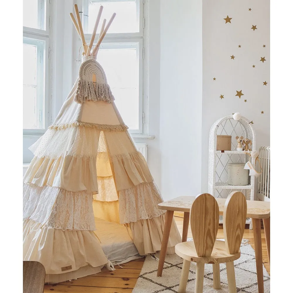 Shabby Chic Teepee With Frills - Beige & White