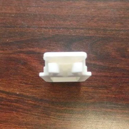 Vent Dometic Locking Clip New Type - White