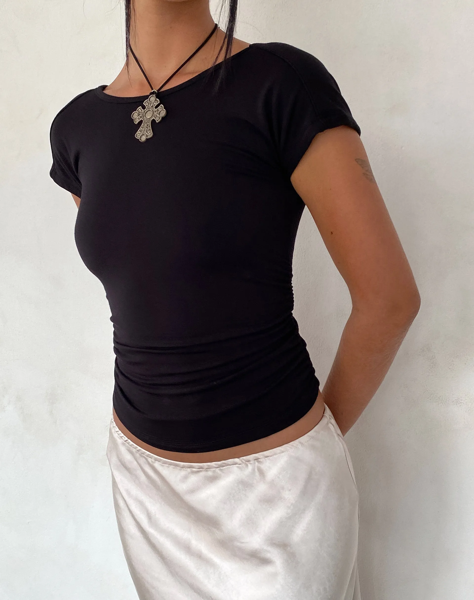 Xareni Ruched Backless Top in Black